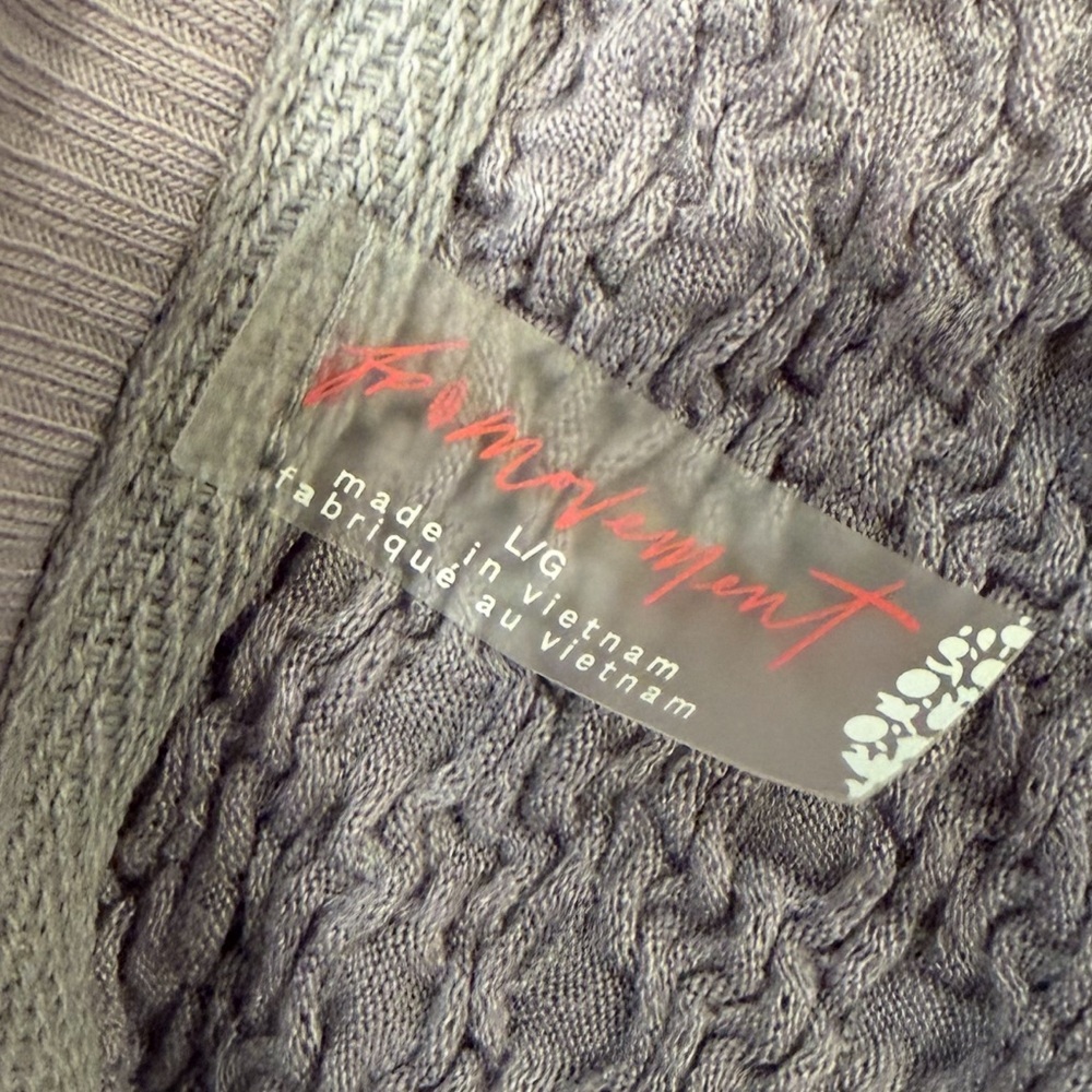 FP Movement Recovery Layer Top Size Large Purple Long Sleeve Henley Detail NEW - Picture 9 of 13
